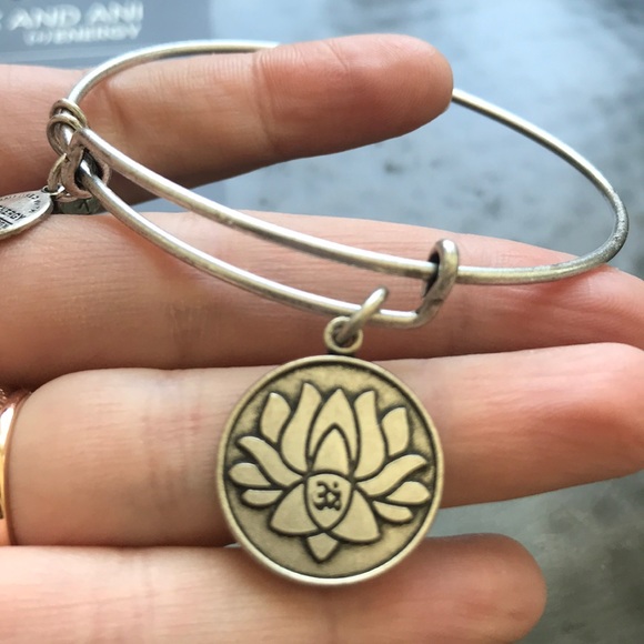 Alex and Ani Lotus Peace Petals bangle bracelet - Picture 7 of 8